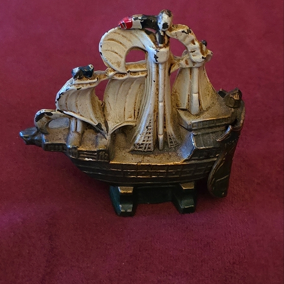 Vintage HP Cast Metal Galleon Ship Souvenir Paperweight Anne of Green Gables - Picture 2 of 5